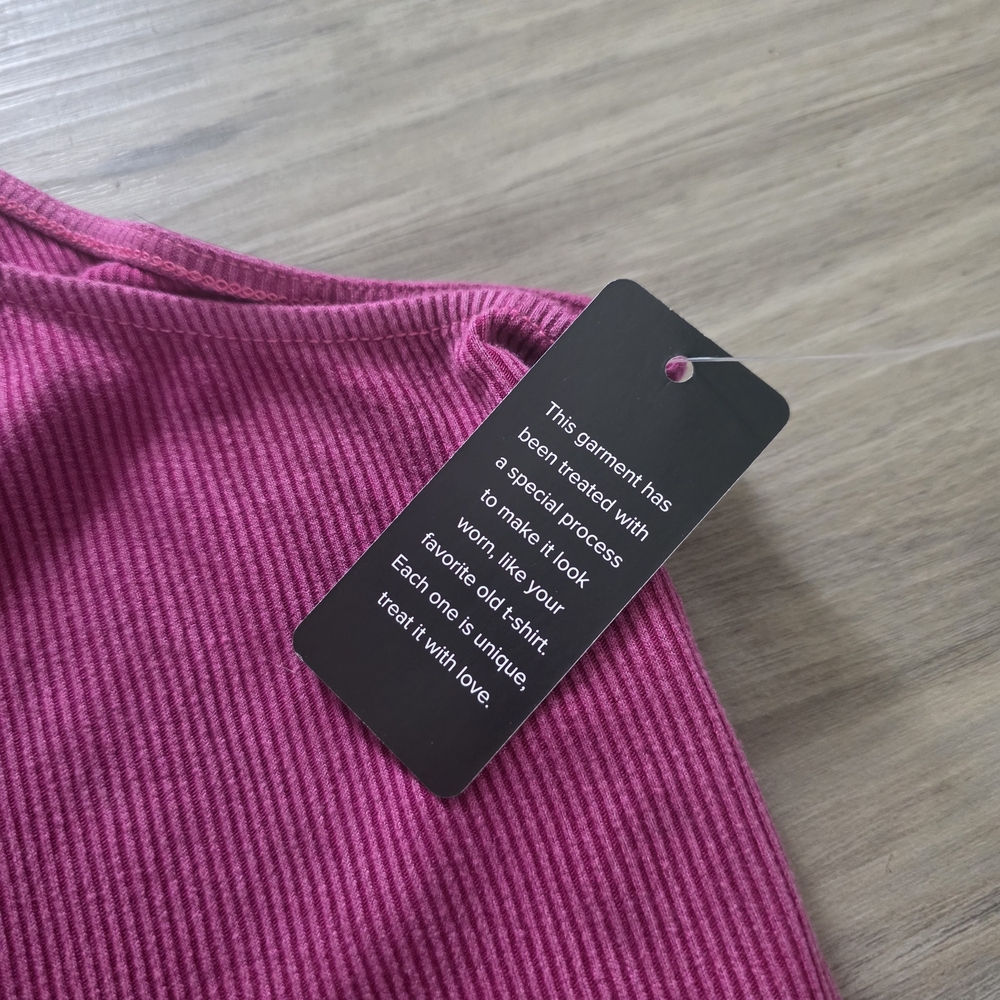 torrid Ribbed Tank with Keyhole - Magenta Pink - Picture 2 of 6